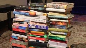 Silent Book Club-Treffen im B-Side Café