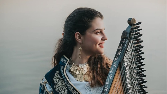 ELEANNA PITSIKAKI | Griechenland/Frankfurt