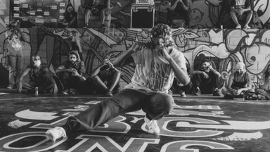 BOLLYWOOD HIP-HOP & DANCE FITNESS
