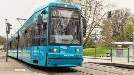 Stadtrundfahrt mit der Straßenbahn 12