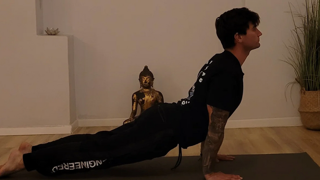 Neujahrs-Zeremonie (Atem, Yoga,Meditation & Räucherzeremonie ) mit Robinsflow