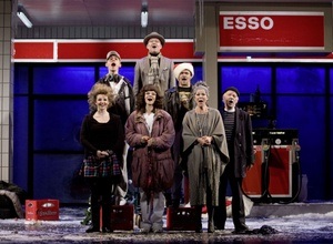 Nacht-Tankstelle