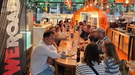 WeRoad Afterwork: Neue Leute, gute Laune & Zappes Bier