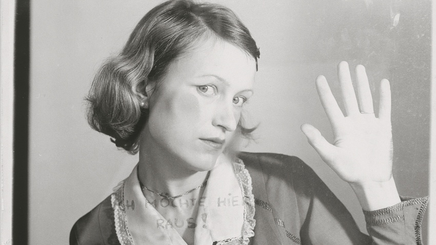 STAND UP! FEMINISTISCHE AVANTGARDE. WERKE AUS DER SAMMLUNG VERBUND, WIEN