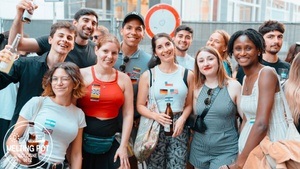 Expats & Locals | Wöchentliche Mittwochs Treffen | Social Melting Pot