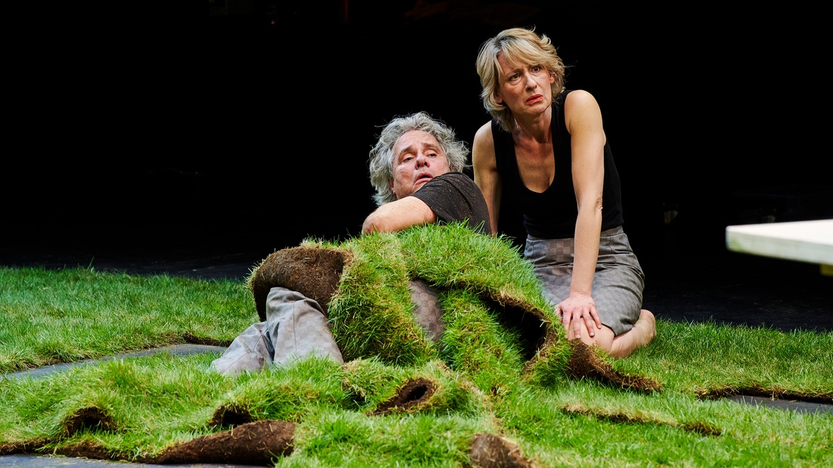 DER GOTT DES GEMETZELS