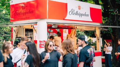 Home Again x Rotkäppchen Picnic at Secret Location