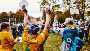 Straßenfußball-Turnier mit beneFit