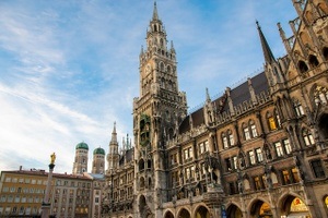 Stand With Ukraine – Demos in München