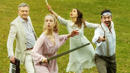 Chaos Royal versus Die Gorillas: Das große Pfingstduell