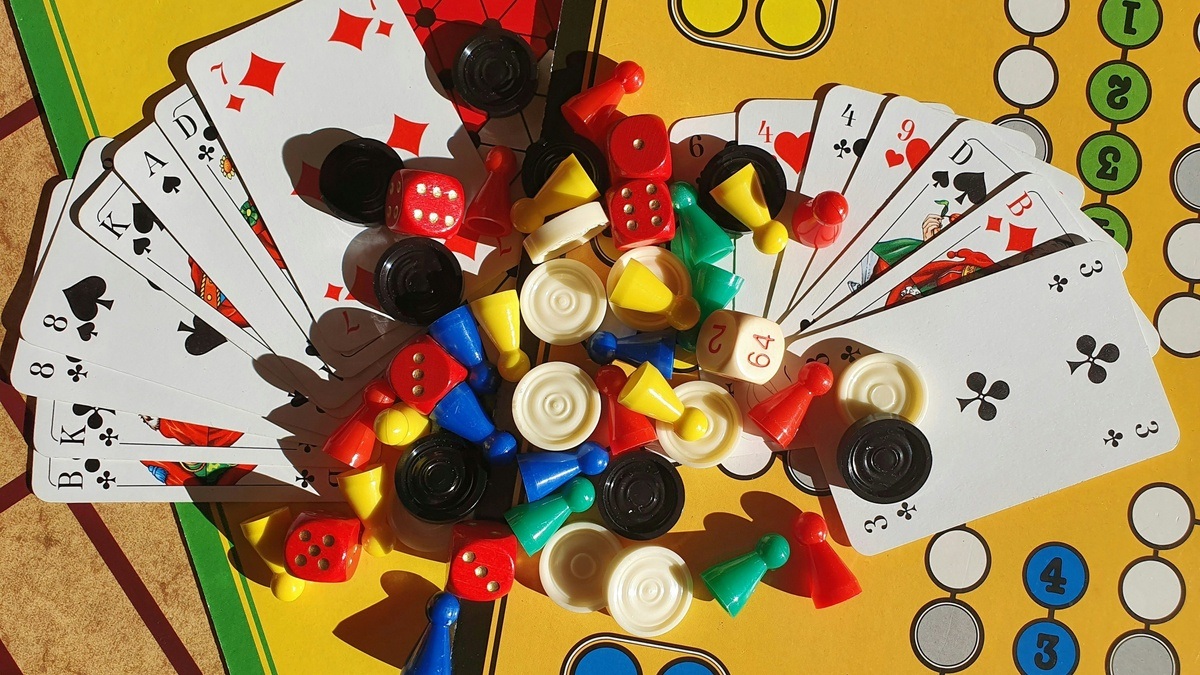 FLINTA*stisch Board Game Night