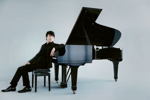 Seong-Jin Cho & Orchestre National de France | Debussy »La Mer«, Saint-Saëns Klavierkonzert und weitere Werke