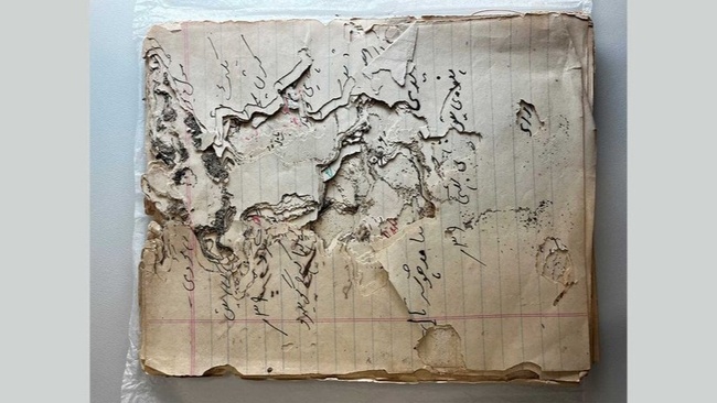 Konservatorische Herausforderung. Führung durch die Werkstatt der Papierrestaurierung