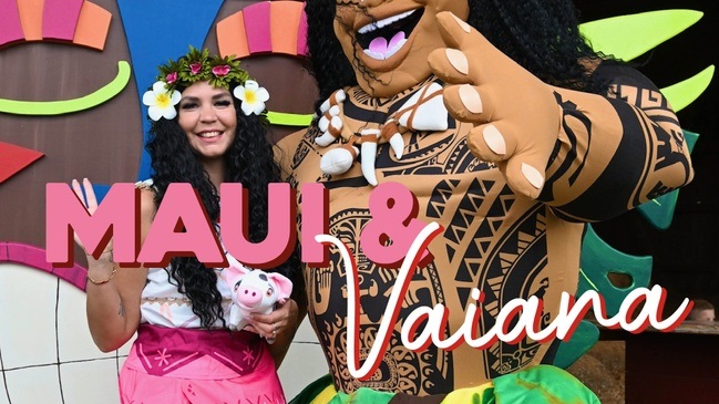 Walking Act im Sommerpark: Vaiana und Maui