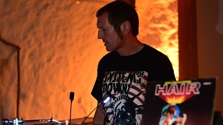 Tanzbar mit DJ THORENZ
