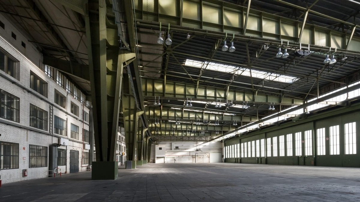 Flughafen Tempelhof \u002D Hangar 5
