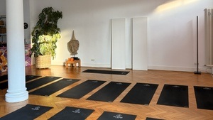 Yoga-Special in Karlsruhe: 108 Sonnengrüße zum Tag der Sonne