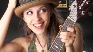 Cynthia Nickschas & Friends - LIVE