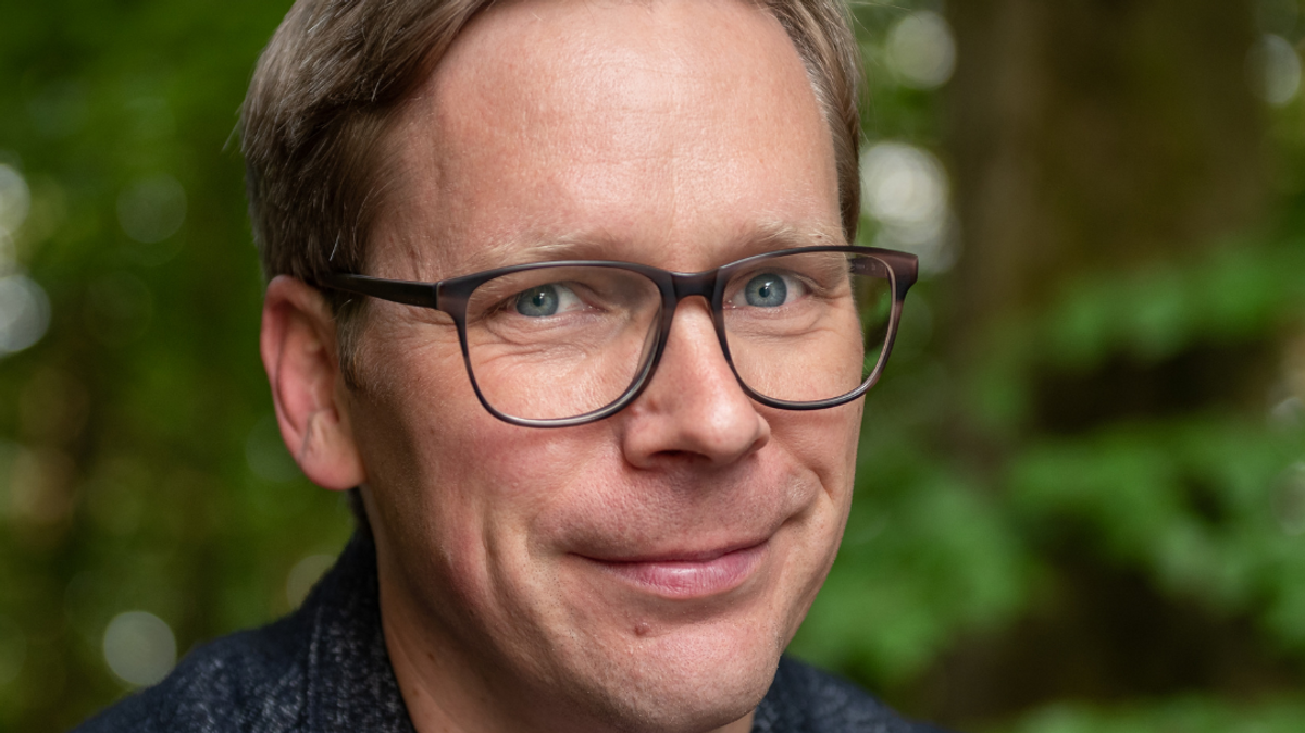 FREITAG.VIER DAS WUNDERBARE WEIHNACHTSRIESENRAD. Weihnachtslesung für Kinder mit Sven Gerhard