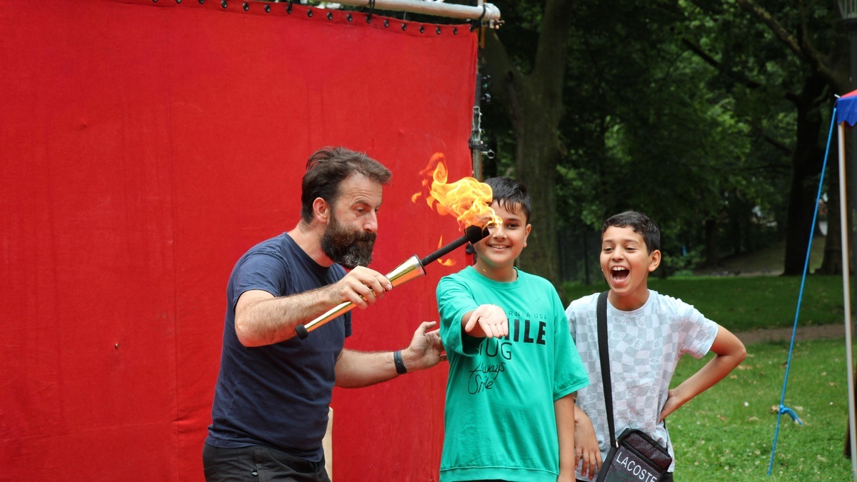 Zirkustheater StandArt // Nordstadtsommer