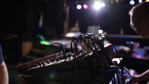 3. Electric Cafe im Shiva
