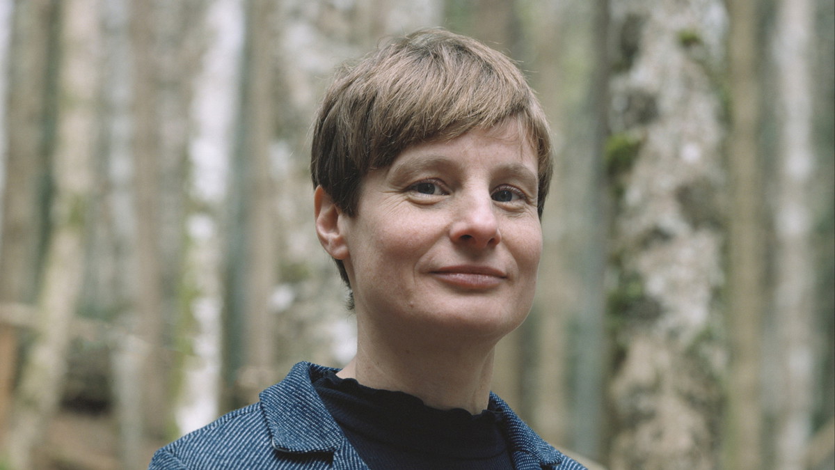 Titelbild der Veranstaltung Lena Müller »Club der Verschwenderinnen«