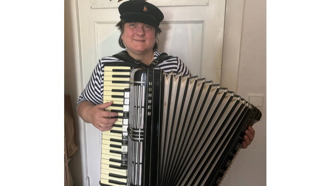 KONZERT: Susi Schiff Ahoi – Seemannslieder mit Susi