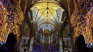Projektil presents INFINITY: Licht, Klang und Kosmisches Staunen in der Kulturkirche Altona