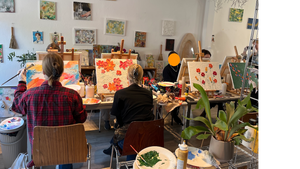 Textur-Malerei Workshop in Hamburg: Abstrakt gestalten.  Kreative Workshop für Gruppen& Einzelne