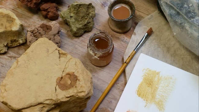 Farben der Erde – Einführung in natürliche Pigmente