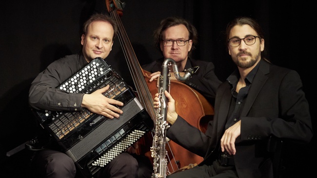 Firasso: Dynamischer Mix aus Tango, Klezmer und Balkanmusik