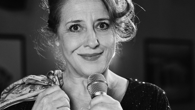 Luise Kinseher - MARY from BAVARY - Endlich SOLO!