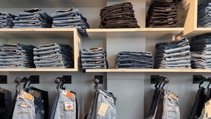 Denim Glücksrad bei glore Hamburg