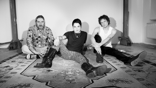 Ata Canani + Sinem + Booty Carrel