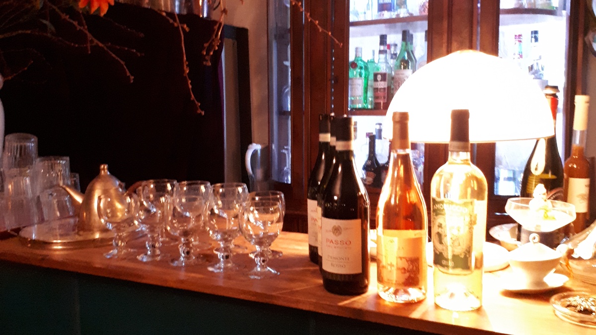 Aperitif und Weinprobe