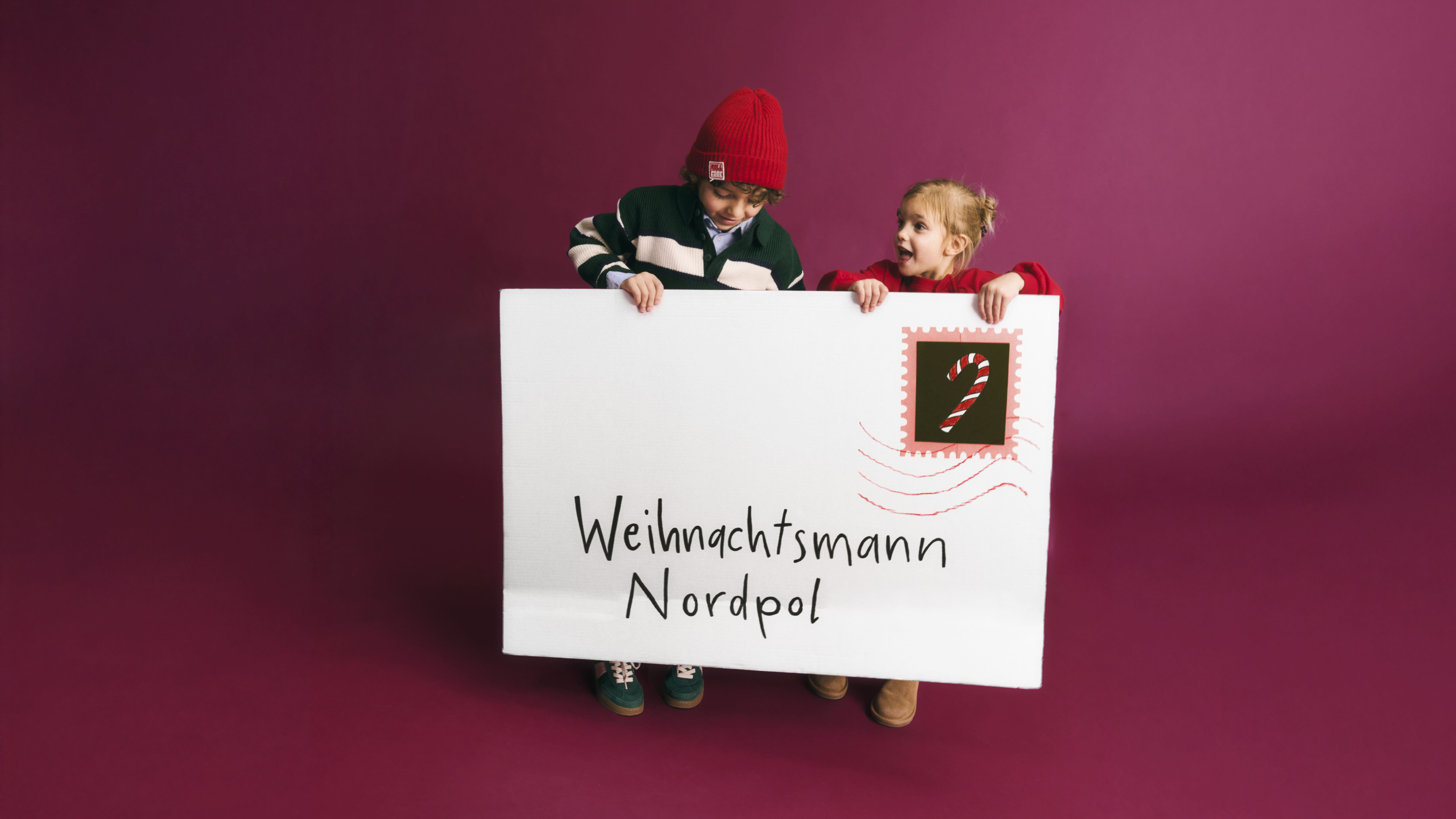 Weihnachtsbasteln mit LipzKidz: Stempel-Magie für deine Weihnachtspost