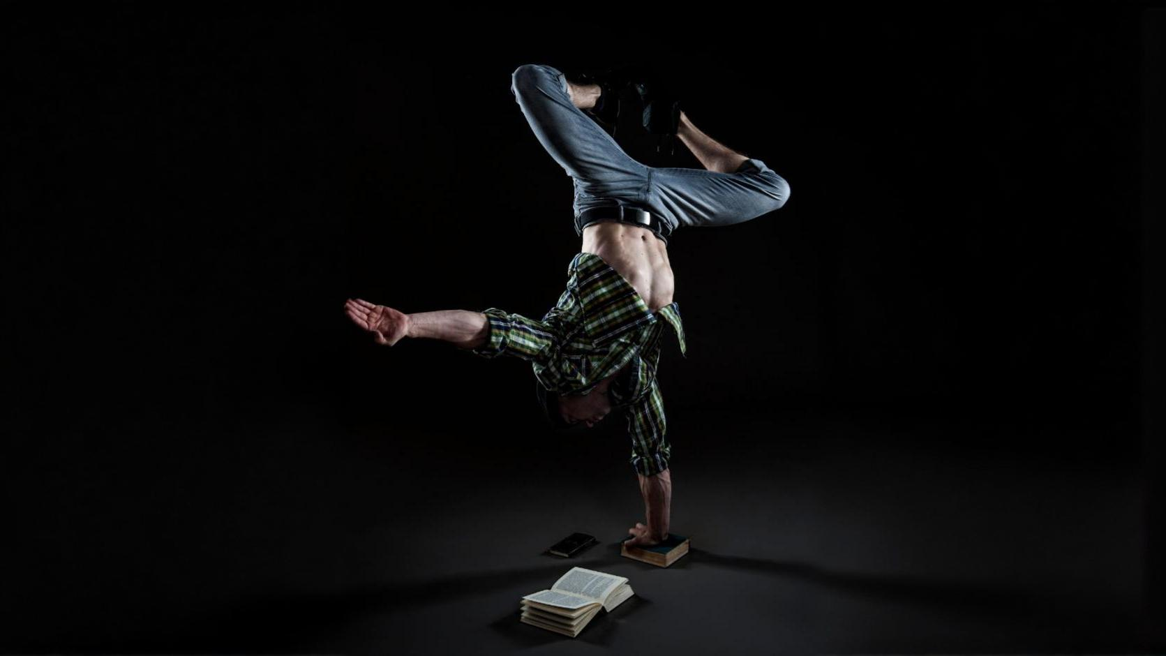 Circus & Poetry