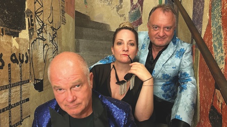 In Stöckelschuhen durchs Himbeereis