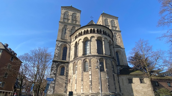 Töurcher en Kölle un drömeröm: "Zwei auf einen Streich: Sankt Kunibert und Sankt Ursula"