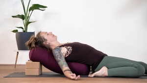 Somatic Yang to Yin Yoga & Sound | Krankenkassenkurs