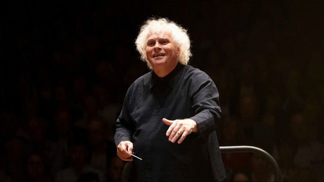 BRSO & BR Chor mit Sir Simon Rattle: Strawinsky