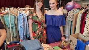 Mädchenflohmarkt- in RASTATT Premiere by Beauty Jungle