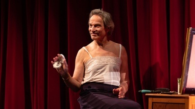 Anne-Marie die Schönheit
