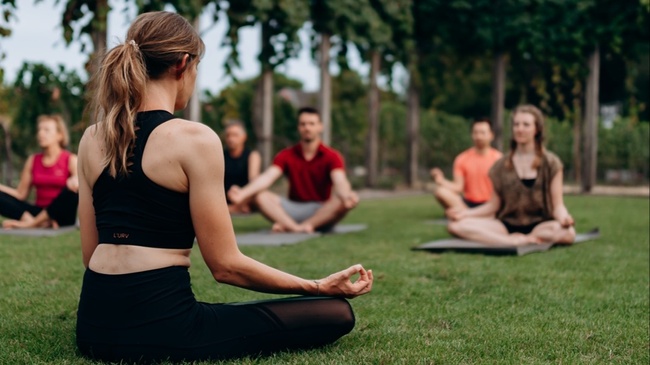 WineYoga RebArena