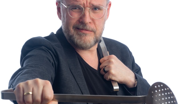 Bernhard Moser: reMENÜszenzen – Erinnerungen eines Restaurantkritikers –