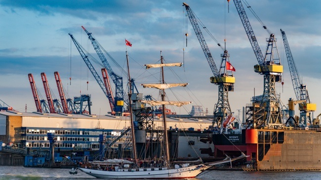 Hafengeburtstag Hamburg - Erlebniswelt Hafenwirtschaft