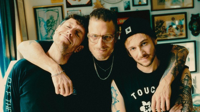 ITCHY - "25 YEARS" live im Huxleys 🔥