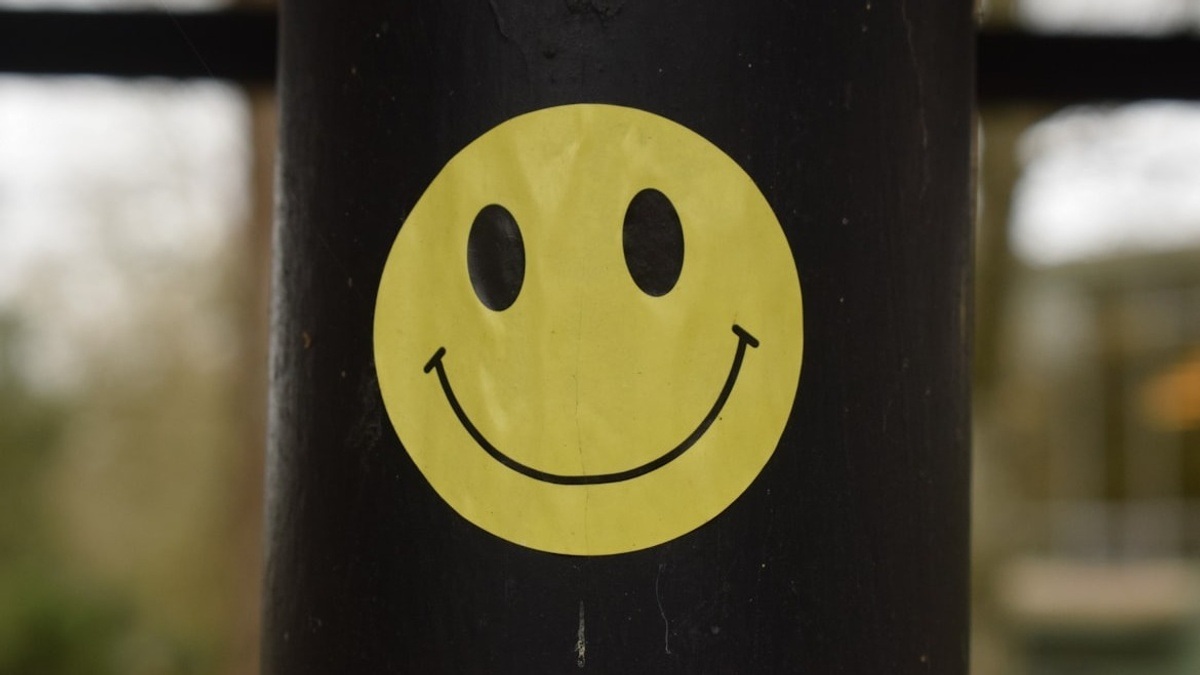 Give Love Back Again – Pop-up