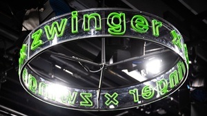 zwinger x frauenbewegt