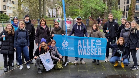 Cleanup mit Blockblocks Düssel und Viva con Agua zum Weltwassertag